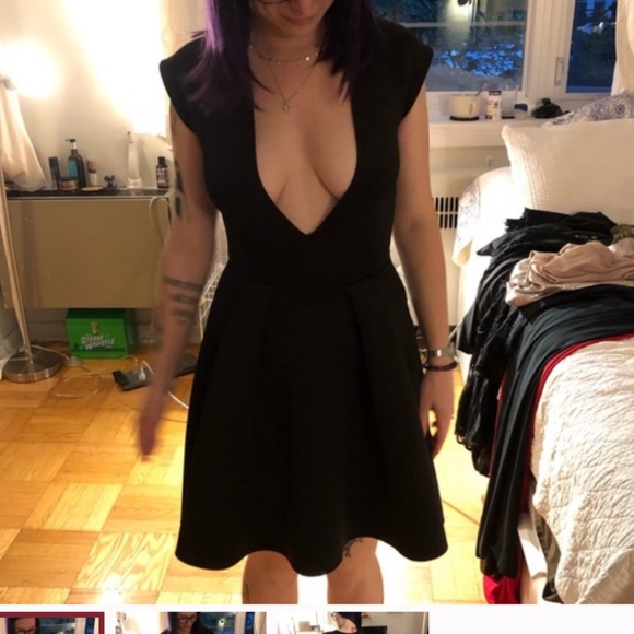 Guess Neoprene Deep V neck line dress - Picture 5 of 5